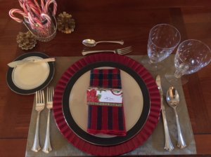Tips for Setting the Table for a Holiday Dinner